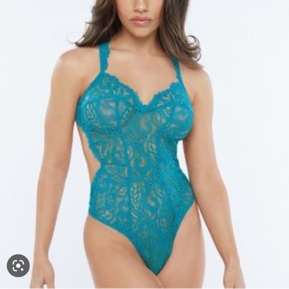Savage x Fenty Romantic Corded Lace Teddy Bodysuit